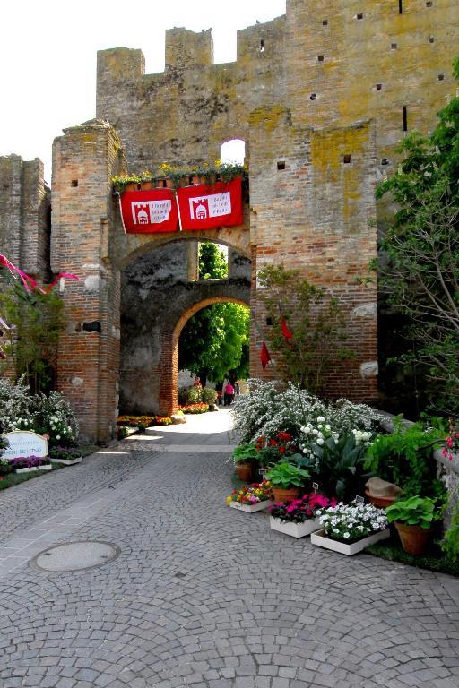 Antica Dimora Dell'Ortolano Apartment Castellaro  Exterior photo